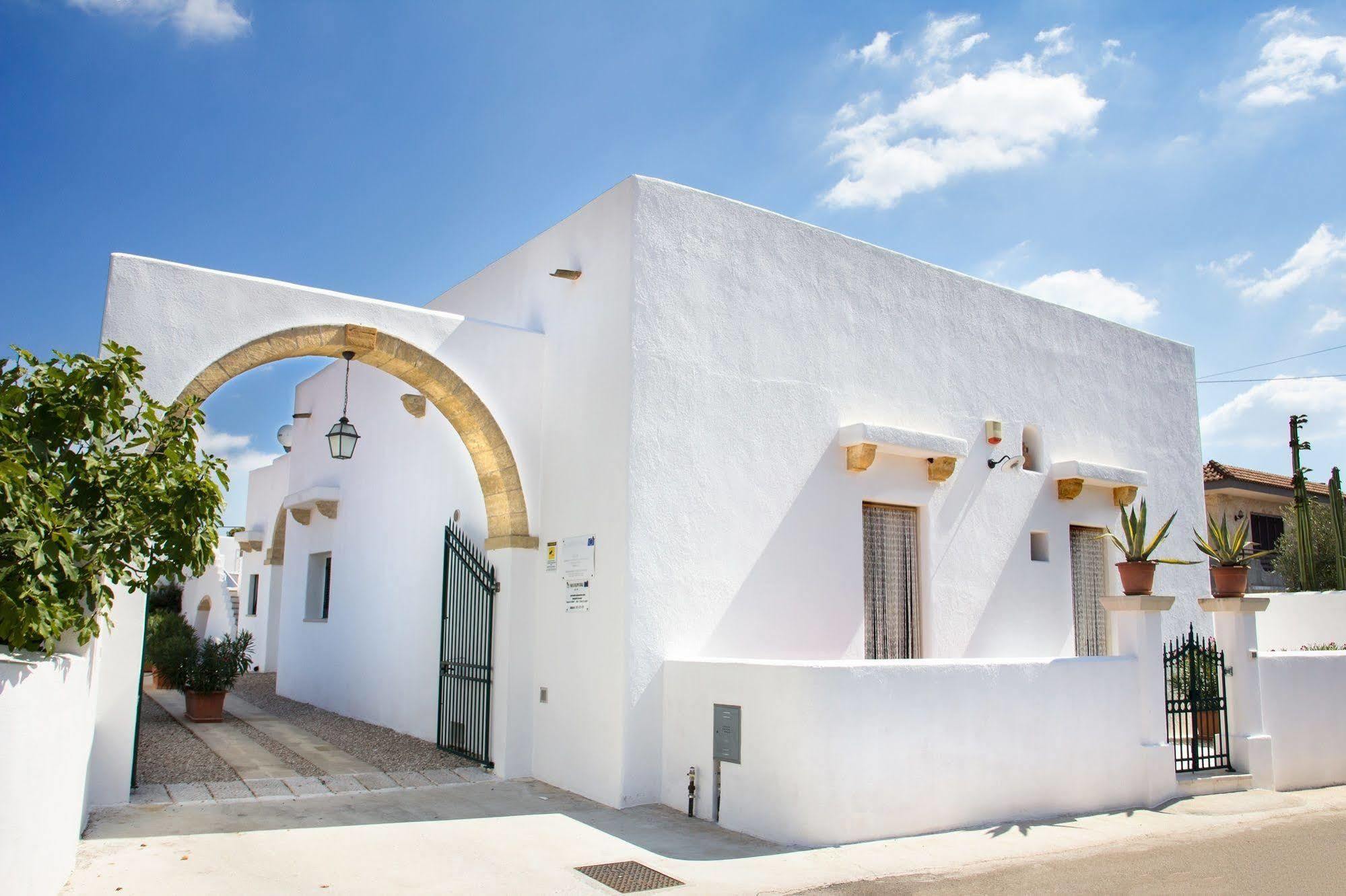 Terra Di Leuca Villa Salve Exterior photo